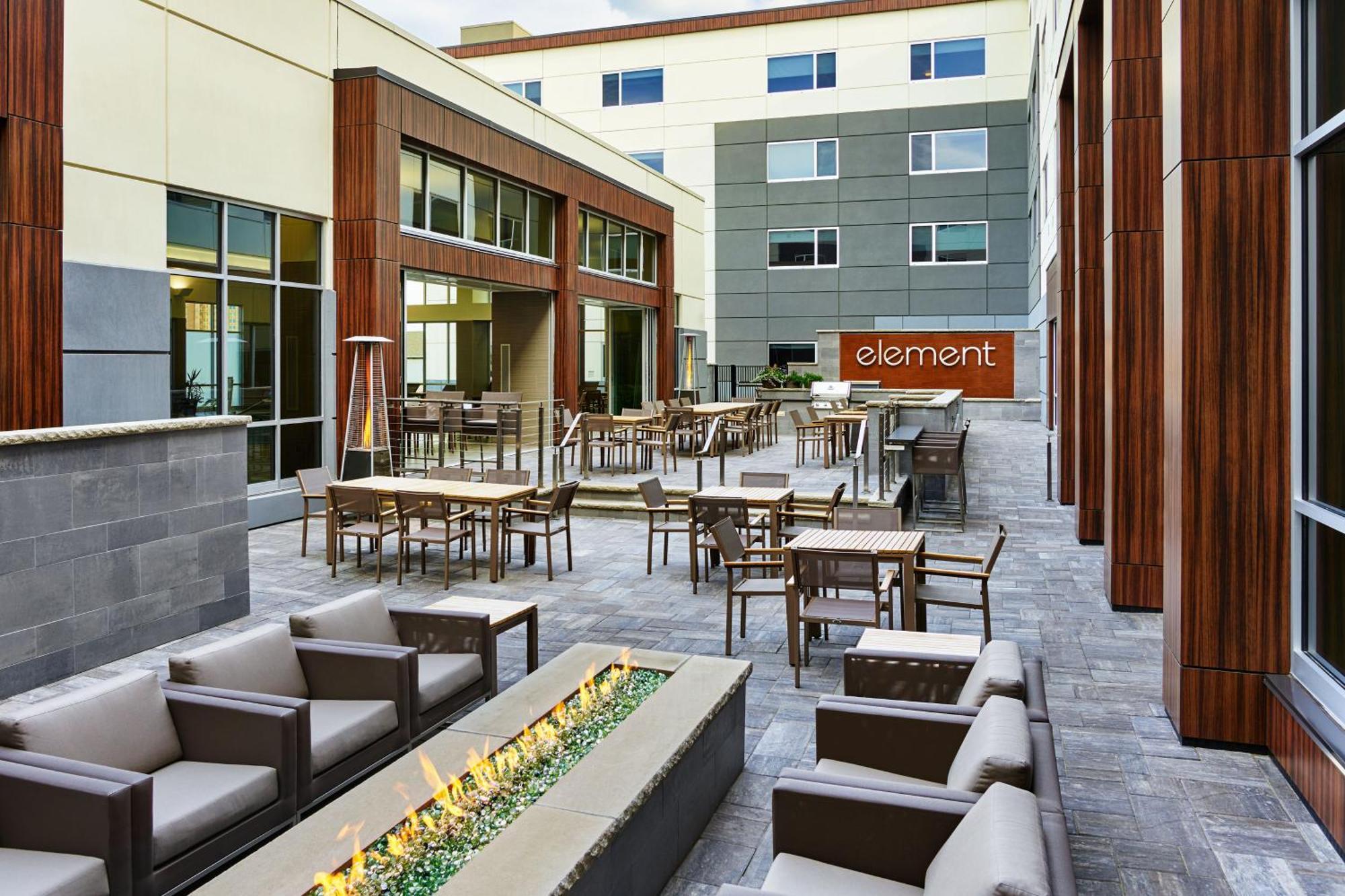 Element Fargo Hotell West Fargo Eksteriør bilde